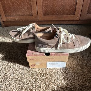 Women’s Born Paloma Sneaker